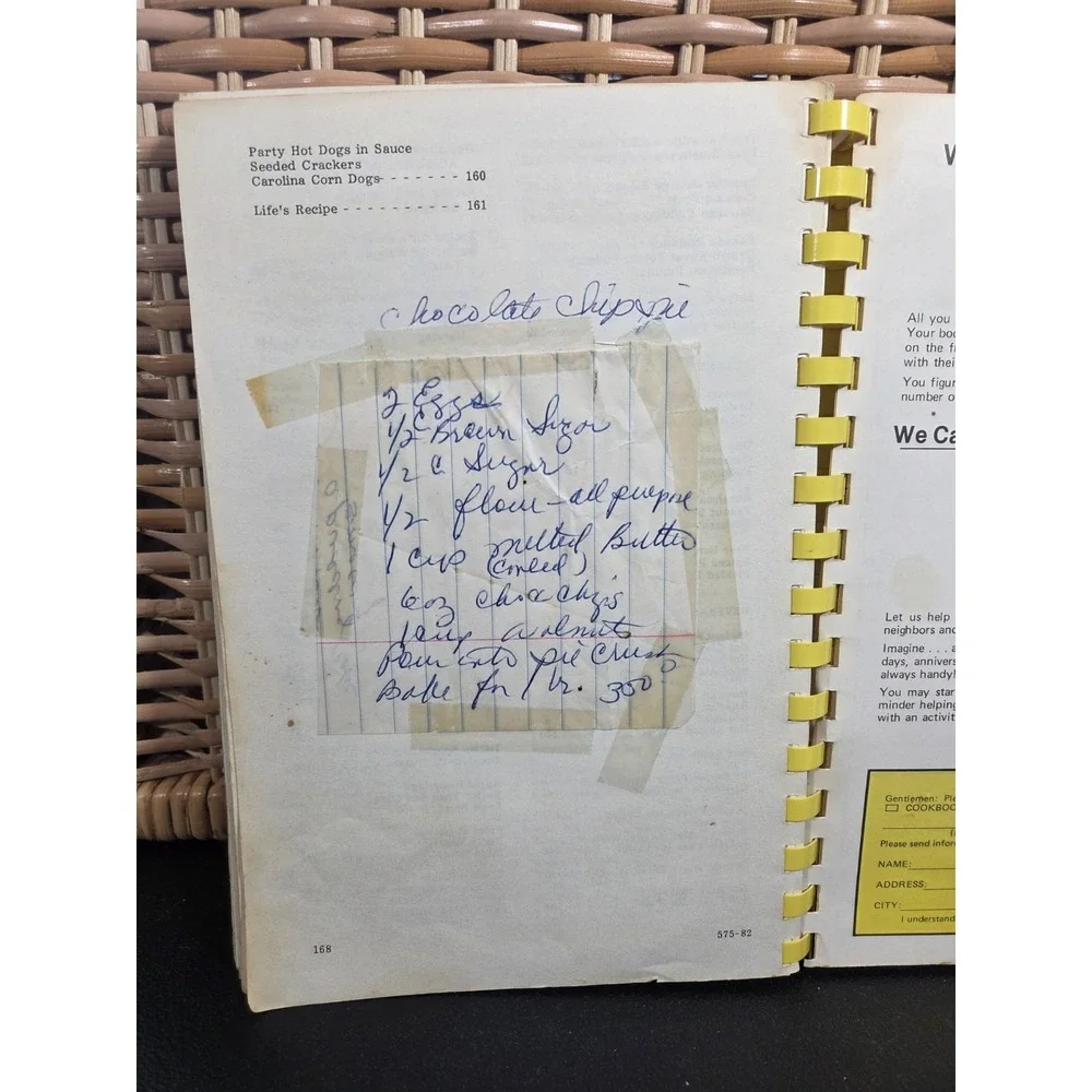 Vintage Catawba‎ County North Carolina Cookbook Handicapped Children 1982